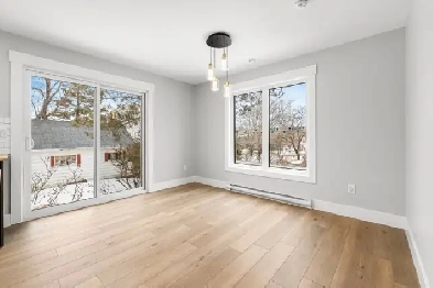 3 bedroom   1.5 bathroom Townhouse Image# 1