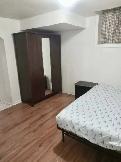 private room for rent in Mississauga from 1st June Image# 5