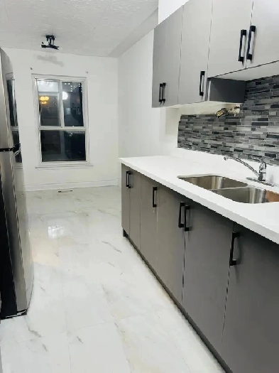 4 Bedroom House in Brampton Near Bramalea City Centre Mall Image# 7