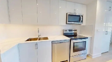 Apartment for Rent at 30 Edith, Yonge-Eglington Image# 6