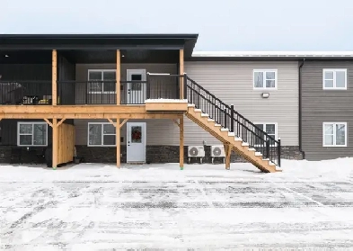 2 Bedroom   1 Bathroom Apartment Image# 1