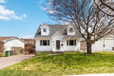 Immaculate 4-Bed Cape Cod Home with In-Law potential Image# 10