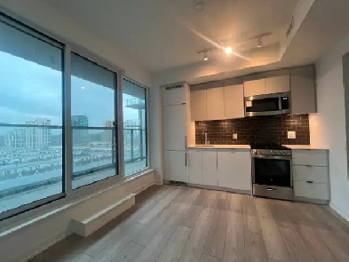 1B  Flex with two full bathrooms for lease @Downtown Toronto Image# 6