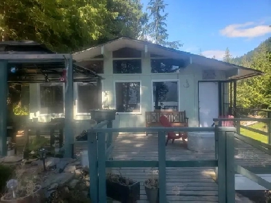 Part-owner of a cabin on Harrison Lake! (Harrison Hot Springs) Image# 2