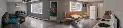 2bdrm apt in triplex Image# 1