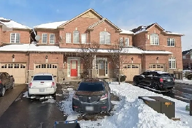 Beautiful Townhouse Image# 7