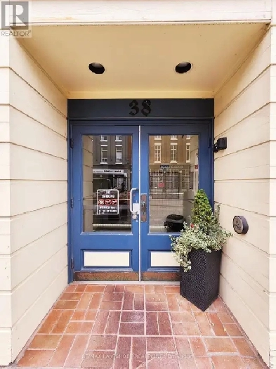 38 Walton Street - 1 BEDROOM APARTMENTS AVAILABLE Image# 1