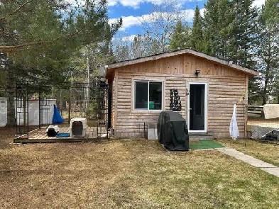 Three Season Cabin Image# 8