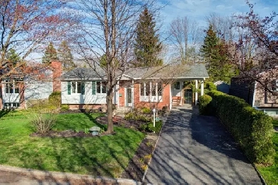 St-Bruno - Solide propriété lumineuse avec solarium 4 saisons Image# 10