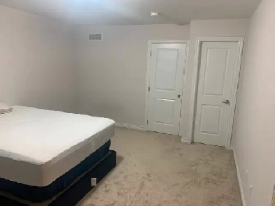 Furnished Master Bedroom - 3-Month Sublet- Female Only Image# 1