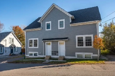 FOR RENT: 2-Bed / 2-Bath Unit In Portsmouth Village Image# 1