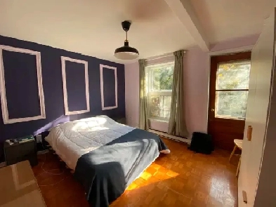 Furnished Sublease 3 1/2 near Metro Frontenac Image# 1