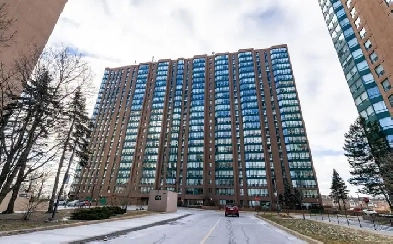 For Rent 2 Bedrooms & Solarium near GO station Image# 1