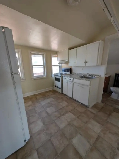 2 Bedroom, 1 Bathroom- Apartment For Rent in Owen Sound Image# 2
