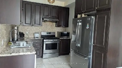 Beautiful 4 Beds 3 Bath Semi Available For lease in Brampton Image# 1