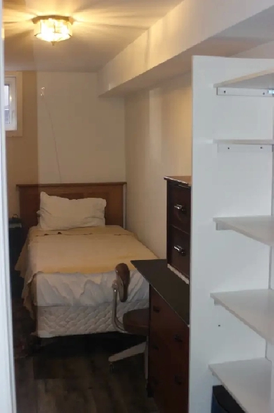 CLEAN QUIET COZY Room 4RENT in the GUILD! Image# 2