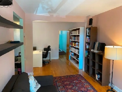 Lovely 4.5 apartment, fully furnished, near Metro Jolicoeur. Image# 1