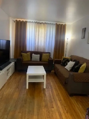 4 1/2 À LOUER, MONTRÉAL très bien situé Image# 1