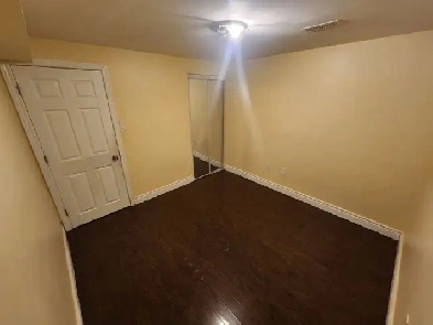 Room for rent in Trumpeter , Scarborough Image# 1