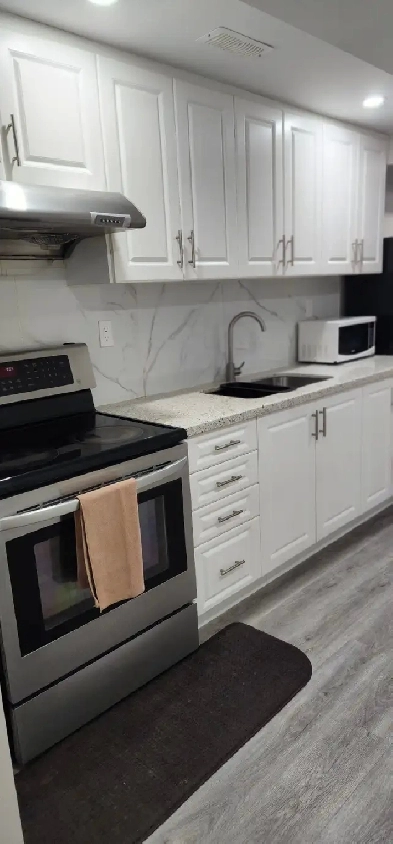 (Furnished) 2 BR legal Basement Apartment in Brampton - June 1st Image# 1