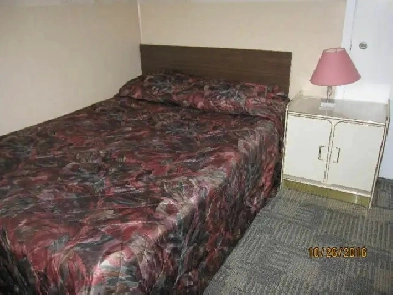 furnished bachelor room-all utilities included-pet friendly Image# 2