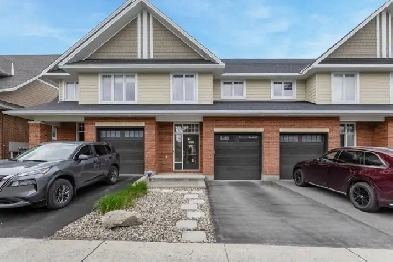 3 Bed | 2.5 Bath Home  in Stonebridge, Barrhaven - W/Basement Image# 1