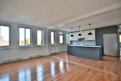 5 1/2 a Outremont Image# 1