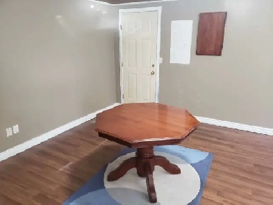 1BDRM Basement Suite for rent Image# 3