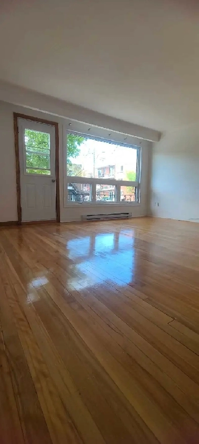 ROSEMONT 2 CHAMBRES FERMER Image# 1