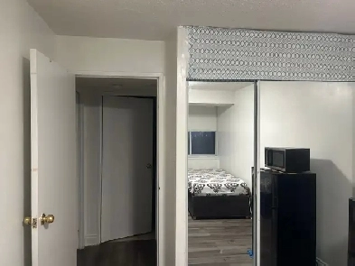 1 bedroom available  for rent in  (2    2 bath Condo) May-Jun Image# 2