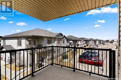 2 Beds 1 bath - Townhouse Image# 2