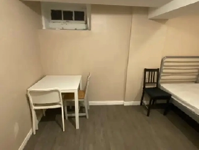 Down core, a small bedroom in the basement, immed, $490 Image# 6