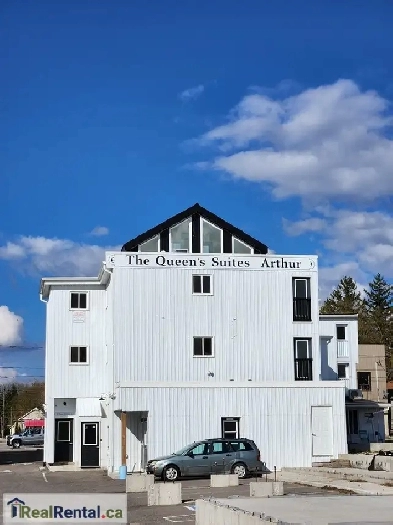 3 Bed Apartment for Rent in Arthur - Rooftop Patio - 164 George Image# 1