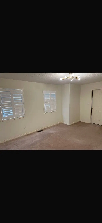 Master Bedroom for rent with Private Washroom Image# 1