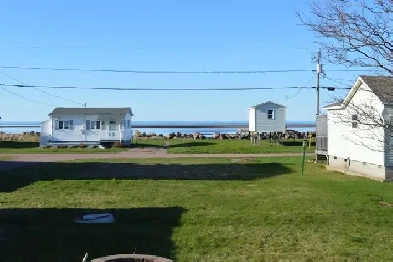 Grand-Barachois - Waterview Cottage ! Lots of Reno's!! Image# 2