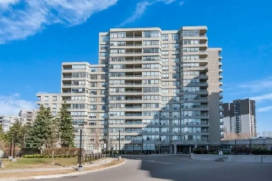 11 Townsgate Dr 317, Vaughan Image# 1