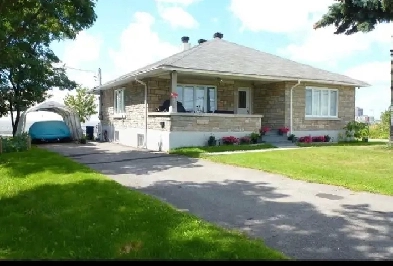 Laval Center For Mature Person /  Bachelor Basement with plenty Image# 7