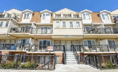 Stacked Condo Townhome Located In Harmony Village Community! Image# 3