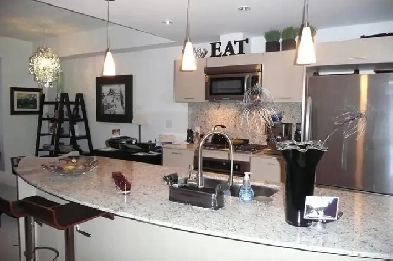 Condo for Rent Century Park Image# 2