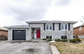 Lindsay 2 Bed 1 Bath Upper Apt in a Duplex Image# 1