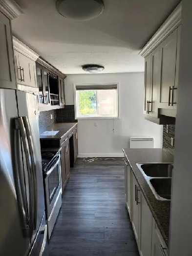 Port Whitby Apartment Image# 1