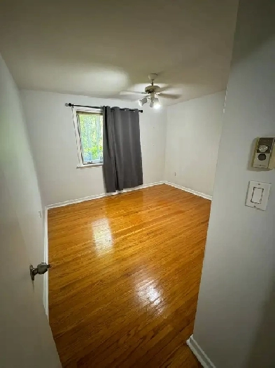 A Private Room on Main Level For Rent At Port Credit Mississauga Image# 6