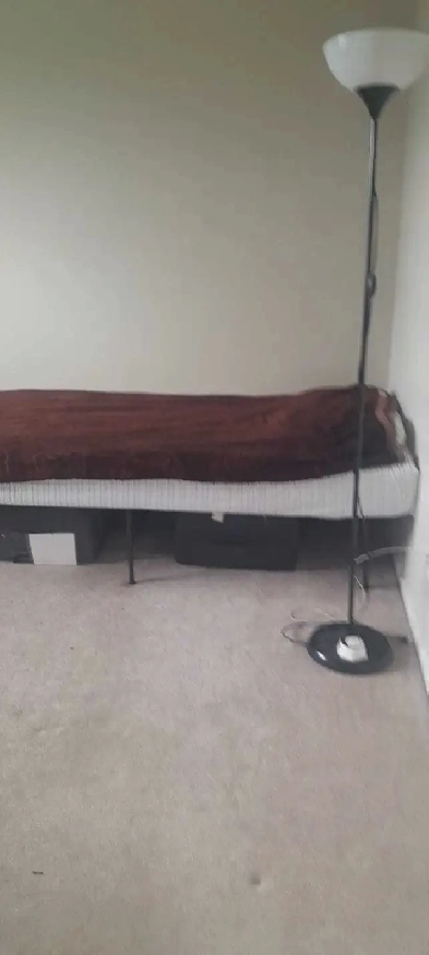 Furnished room for rent Image# 3