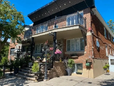 À LOUER GRAND 6 ½ APPARTEMENT RÉNOVÉ 2IÈME ÉTAGE 1380 PI.CA. Image# 1