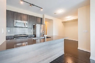 One bed one den condo for rent in Mississauga Image# 18