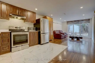 Walkout Renovated Basement! 1 bed 1 bath! Parking! Oshawa! Image# 1