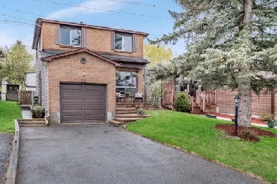 AFFORDABLE Kanata 3 Bed 2 Bath Home w/ NO REAR NEIGHBORS! Image# 1