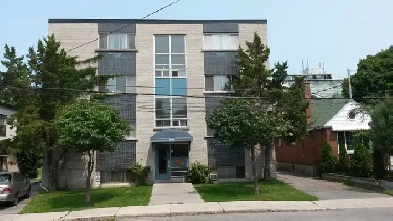 261 Breezehill Avenue South - Apartment for Rent in Ottawa Image# 1