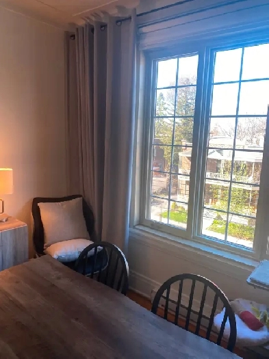 AHUNTSIC - 4 1/2  1 BUREAU   STYLE CONDO Image# 1