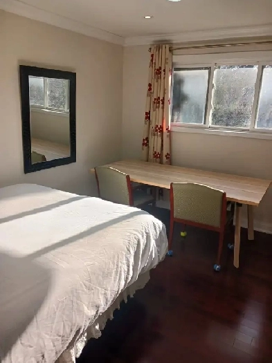 A private daily suite inn with an attached bathroom Image# 1